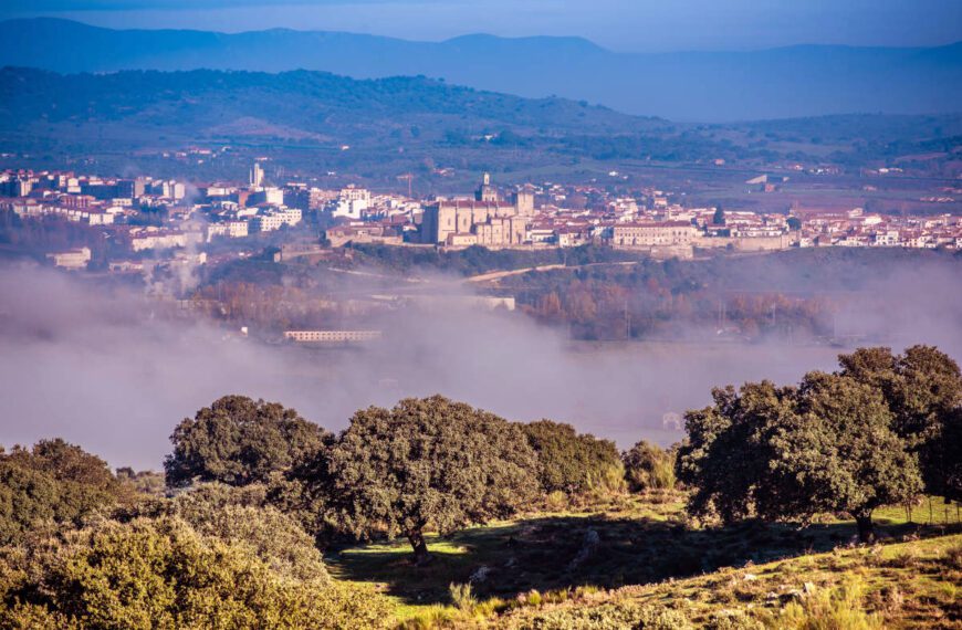 Coria: Tu Mejor Viaje en el Corazón de la Primavera.